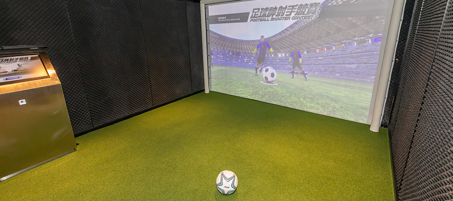 Train to Win comprises training and leisure facilities. The training facilities provide a first-person perspective of a jockey or football player through simulation.
